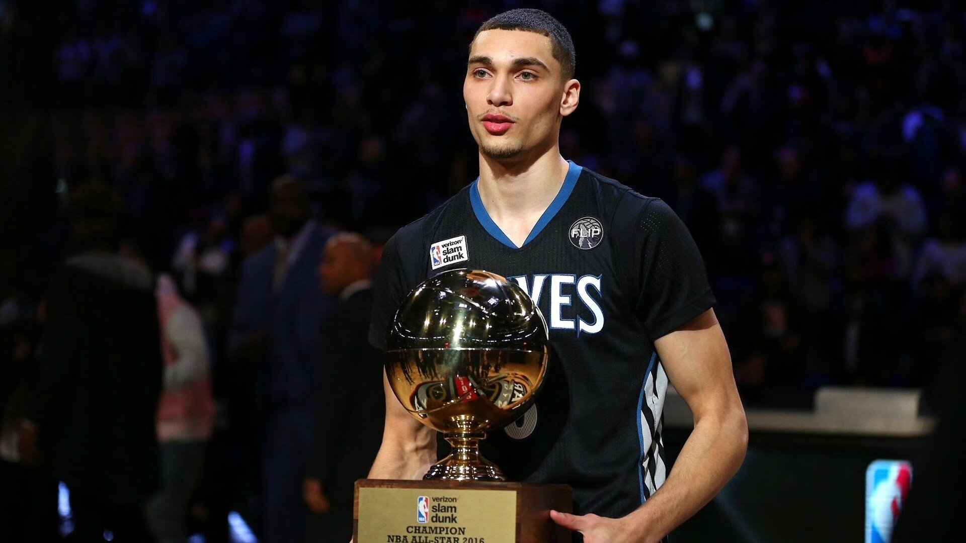 九游APP官网-Faker巅峰操作引爆直播间，faker巅峰时刻有多强